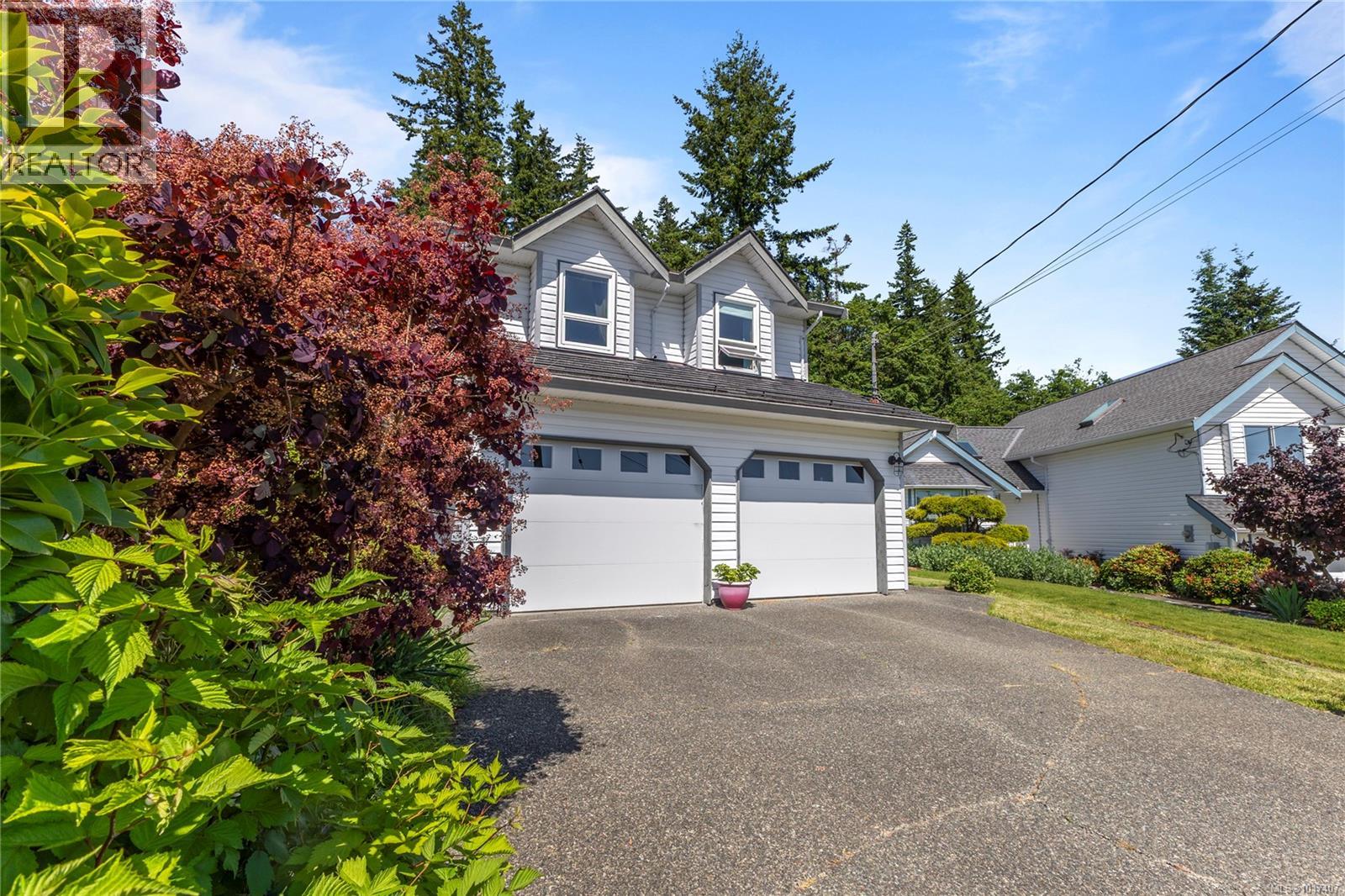 1692 Meadowbrook Dr, Campbell River