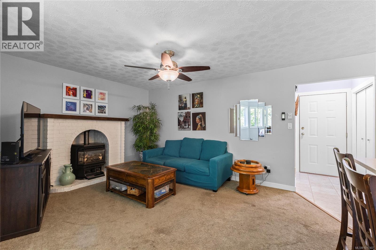 1692 Meadowbrook Dr, Campbell River