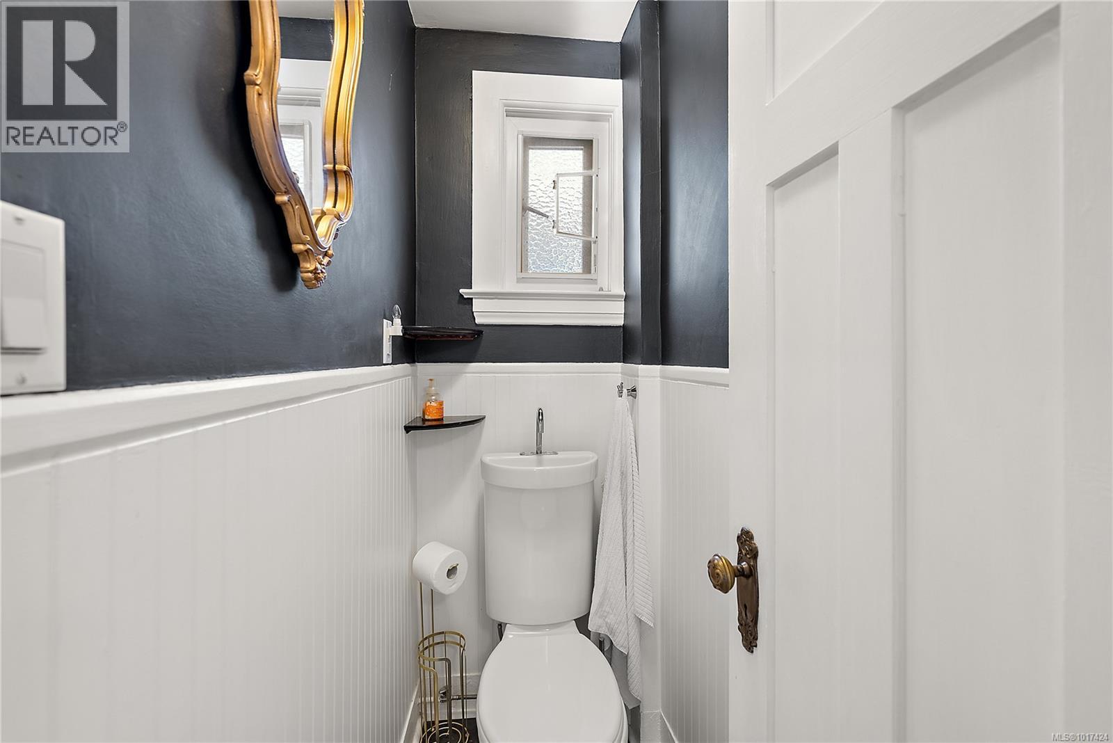  329 Simcoe Street, Victoria