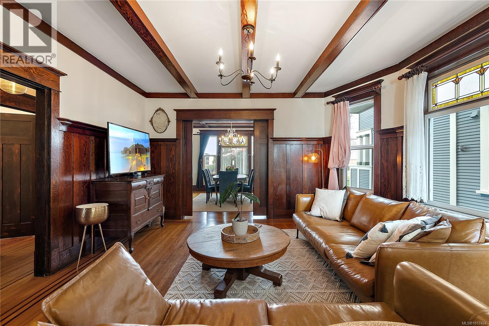  329 Simcoe Street, Victoria