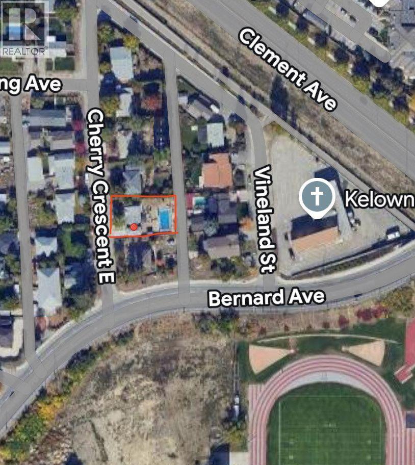 1413 Cherry Crescent - 1