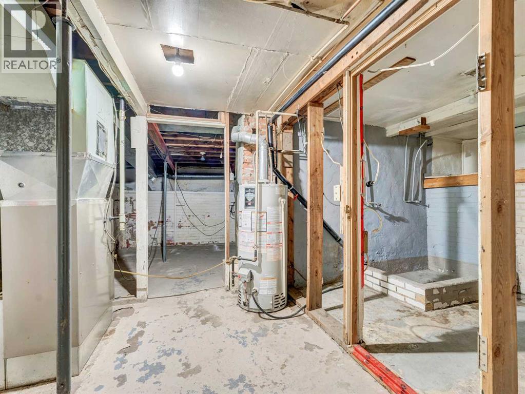 
          640 Pottery Street Southeast
            <br/>
            <span>Medicine Hat</span>
            , 
            <span>AB</span>
             <span>T1A7G2</span>
         - Photo 20