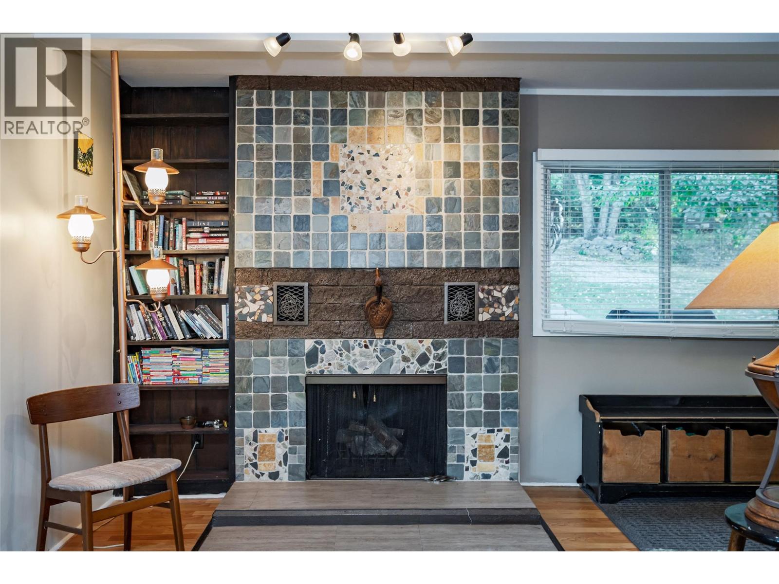 7635 ROSS Road, Nelson