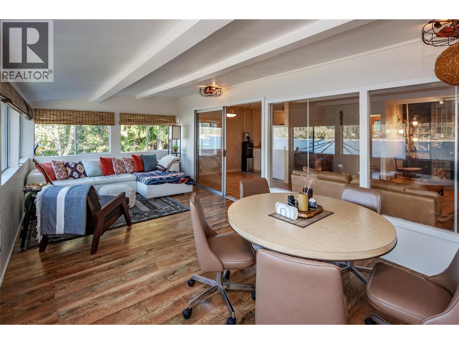 7635 ROSS Road, Nelson