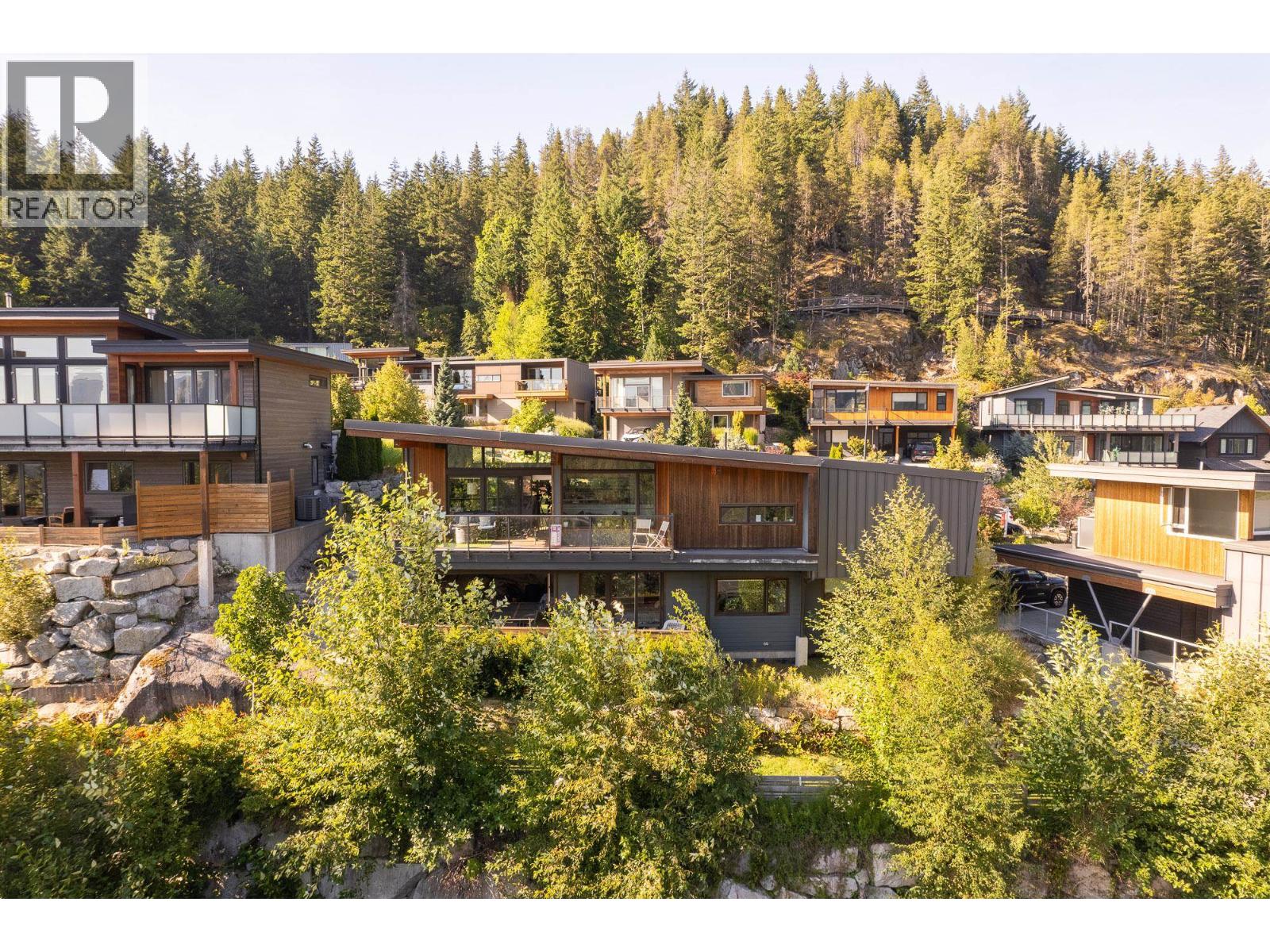 38561 SKY PILOT DRIVE, Squamish