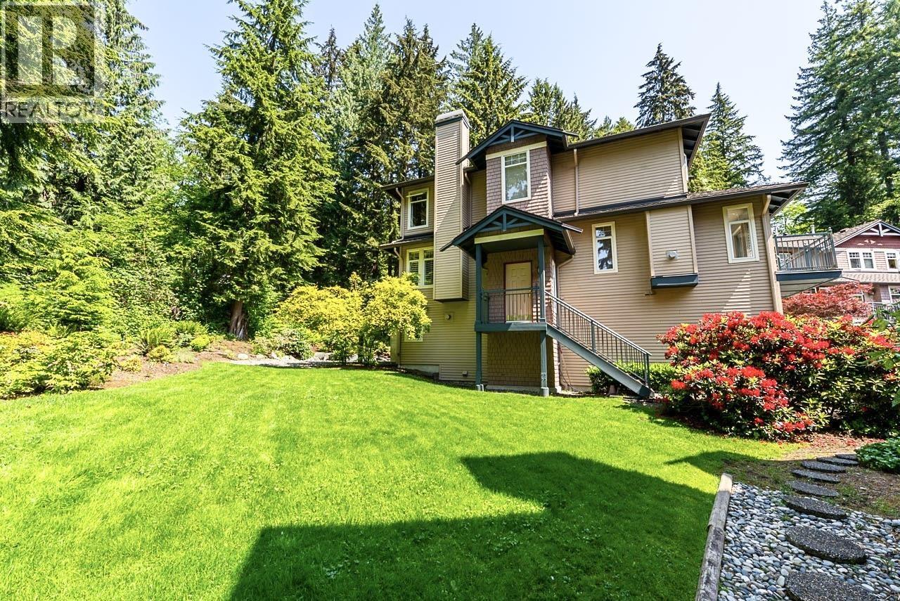 1190 STRATHAVEN DRIVE, North Vancouver