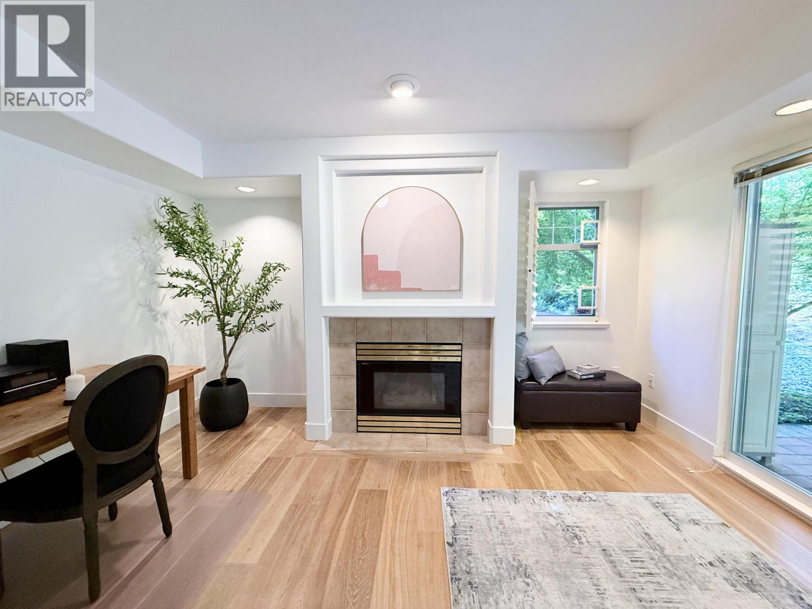 1190 STRATHAVEN DRIVE, North Vancouver