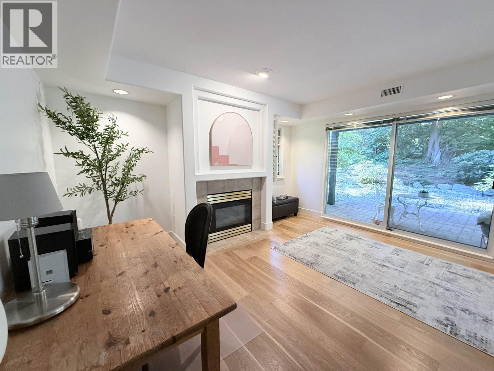 1190 STRATHAVEN DRIVE, North Vancouver