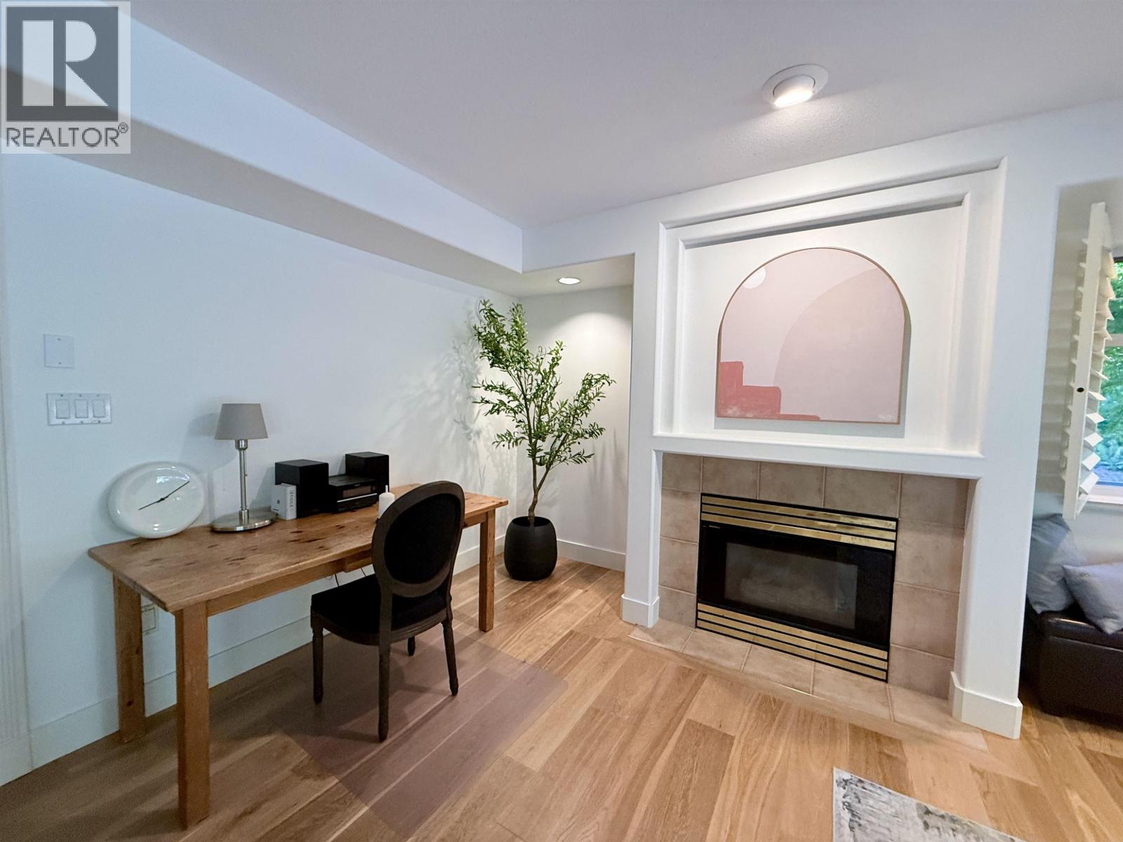 1190 STRATHAVEN DRIVE, North Vancouver