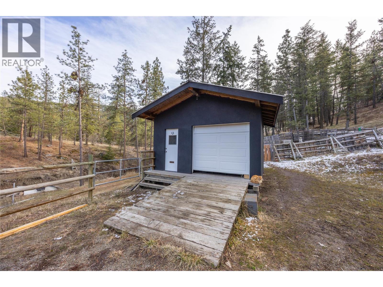  105 Saddlehorn Drive, Kaleden