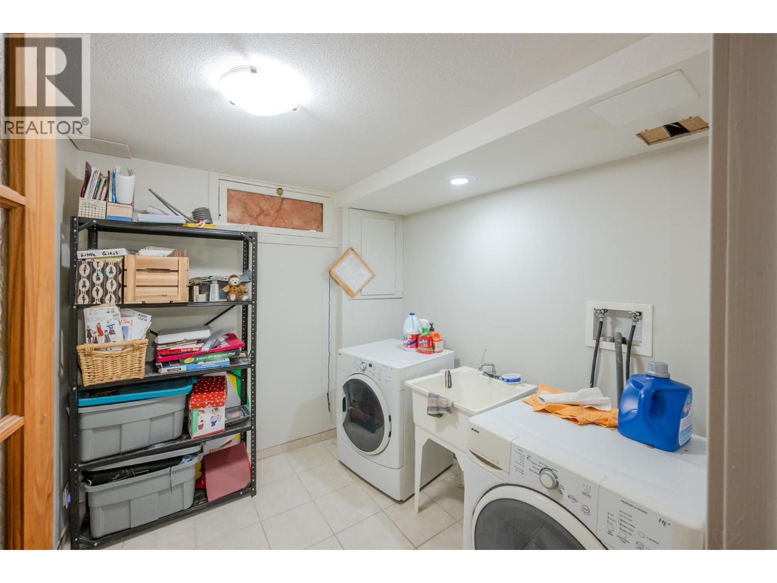  11120 Jones Flat Road, Summerland