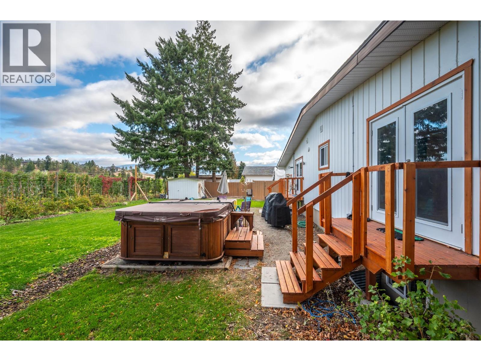  11120 Jones Flat Road, Summerland