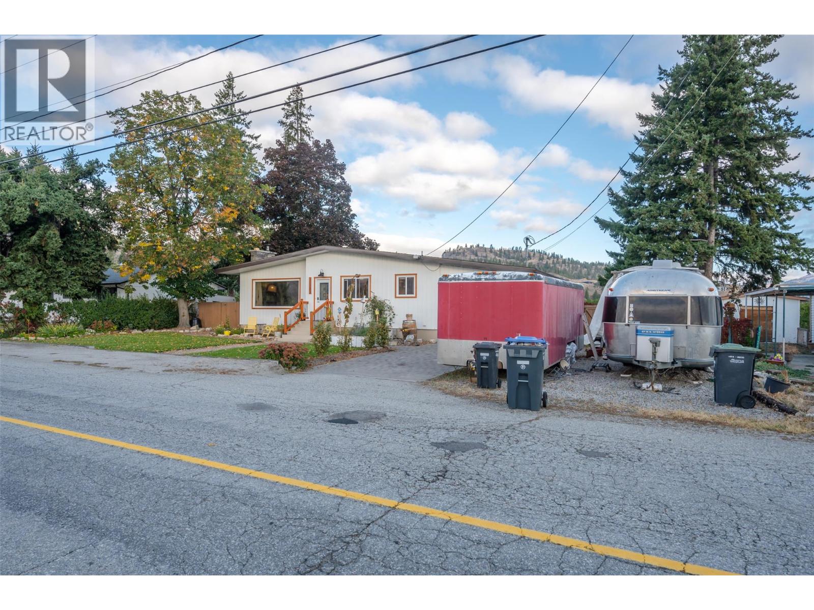  11120 Jones Flat Road, Summerland