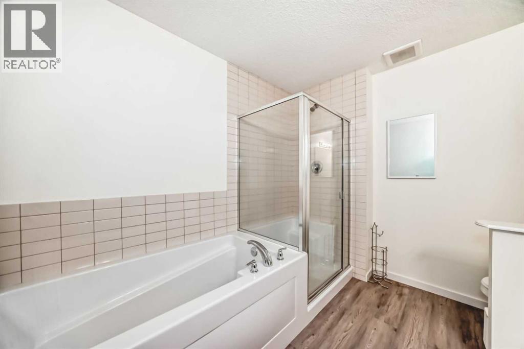 790 River Heights Crescent, Cochrane