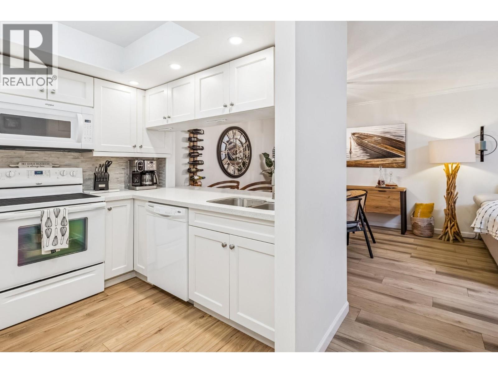 #103-1441 GARDEN Place, Delta