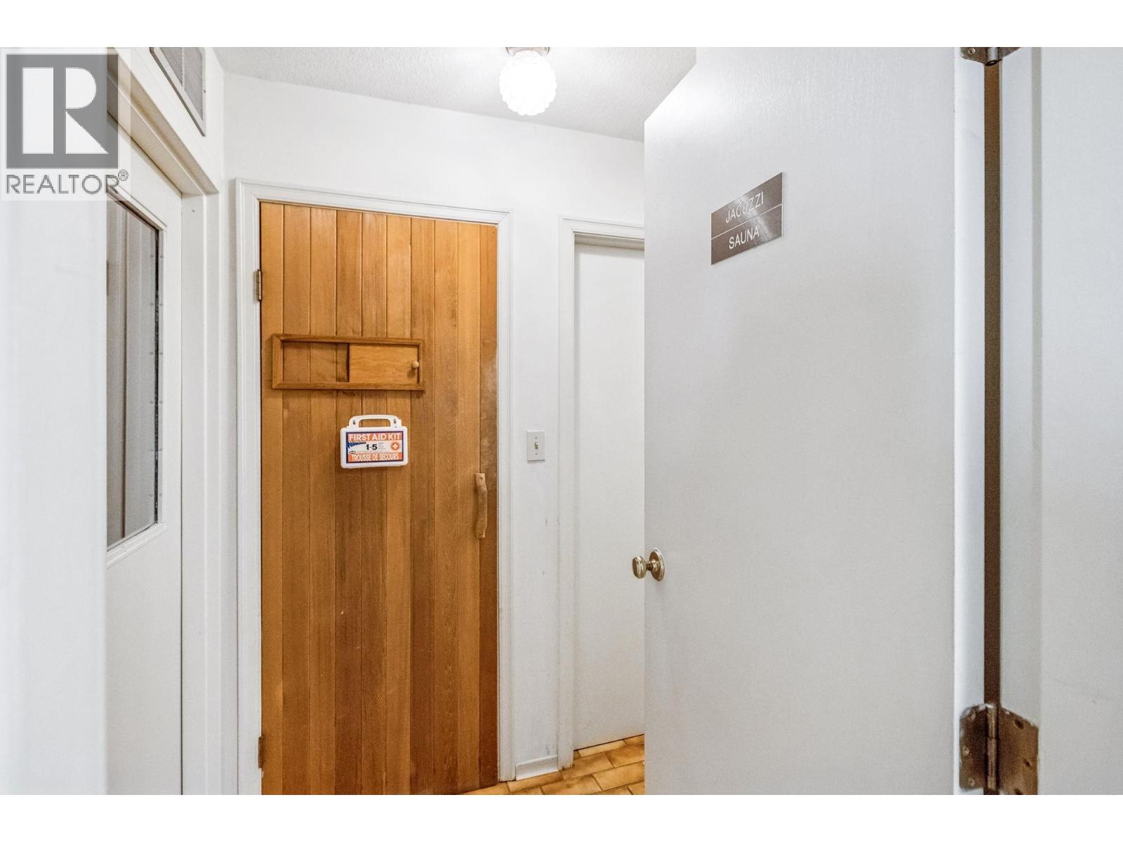 #103-1441 GARDEN Place, Delta
