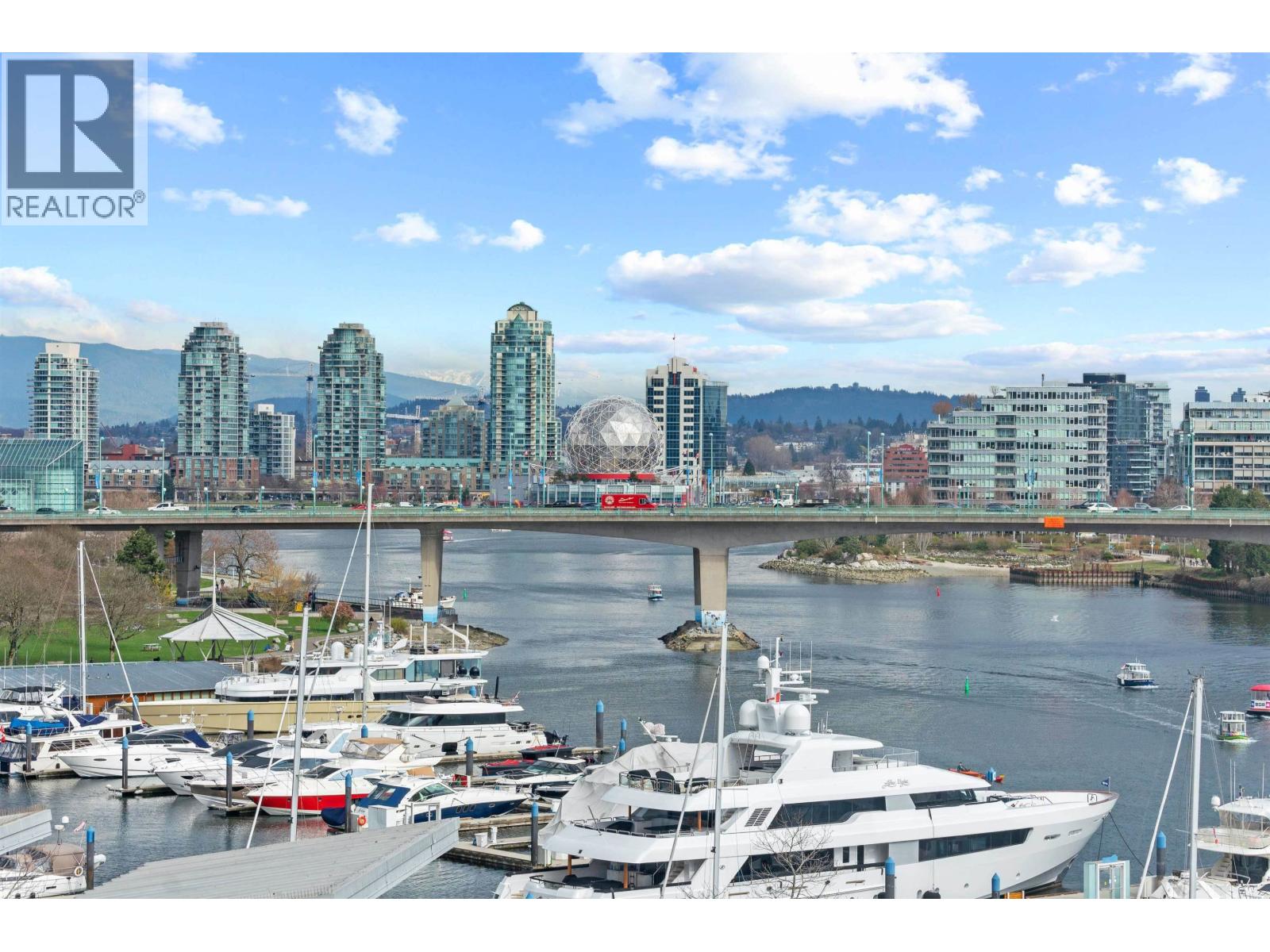 906 1288 MARINASIDE CRESCENT, Vancouver