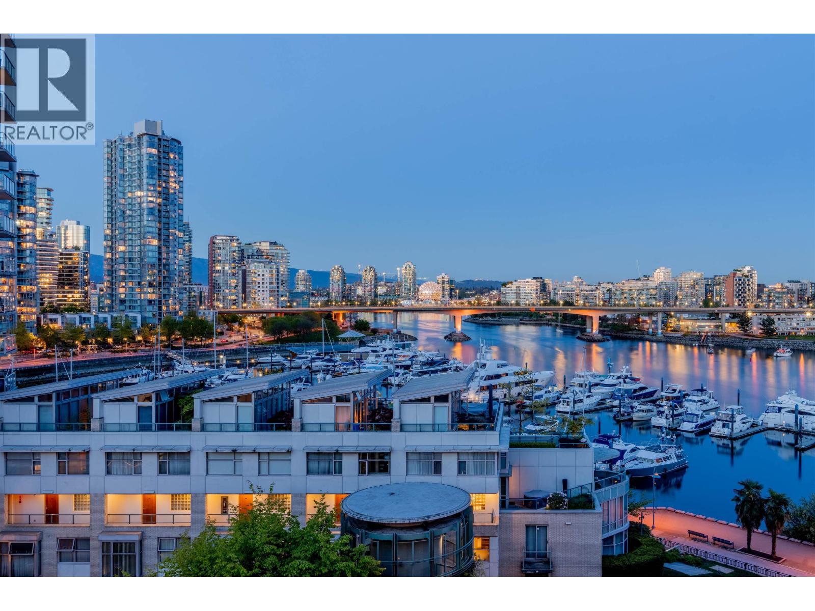 906 1288 MARINASIDE CRESCENT, Vancouver