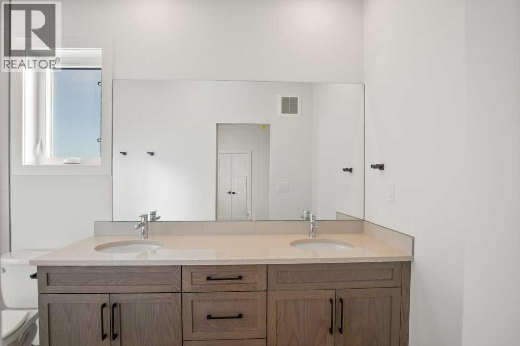 112 Gray Close, Sylvan Lake