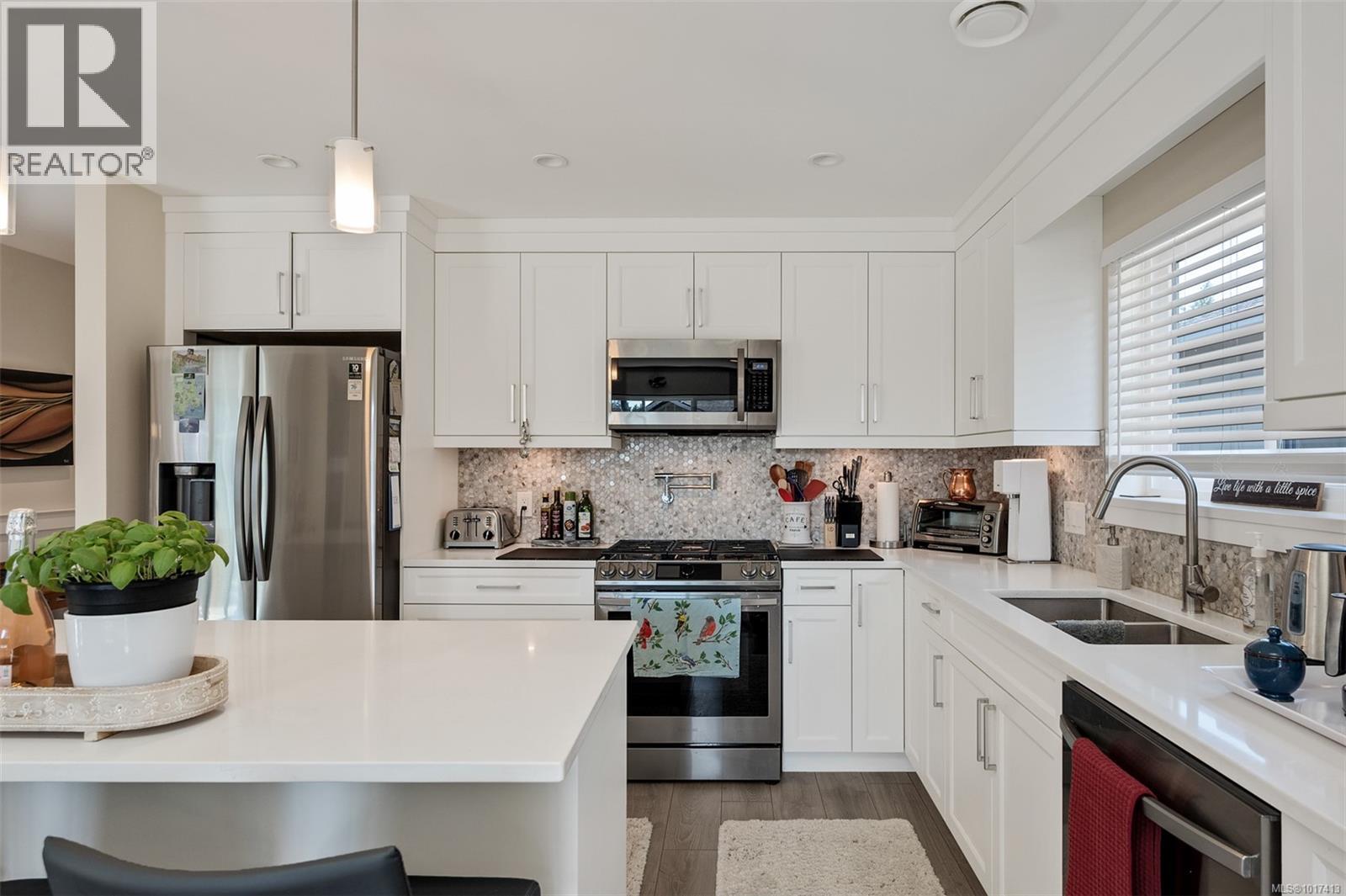  3015 Zen Lane, Colwood