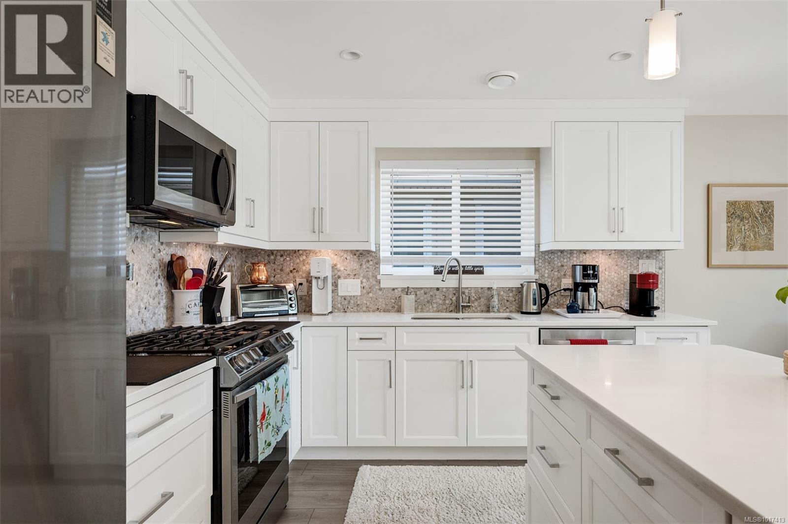  3015 Zen Lane, Colwood