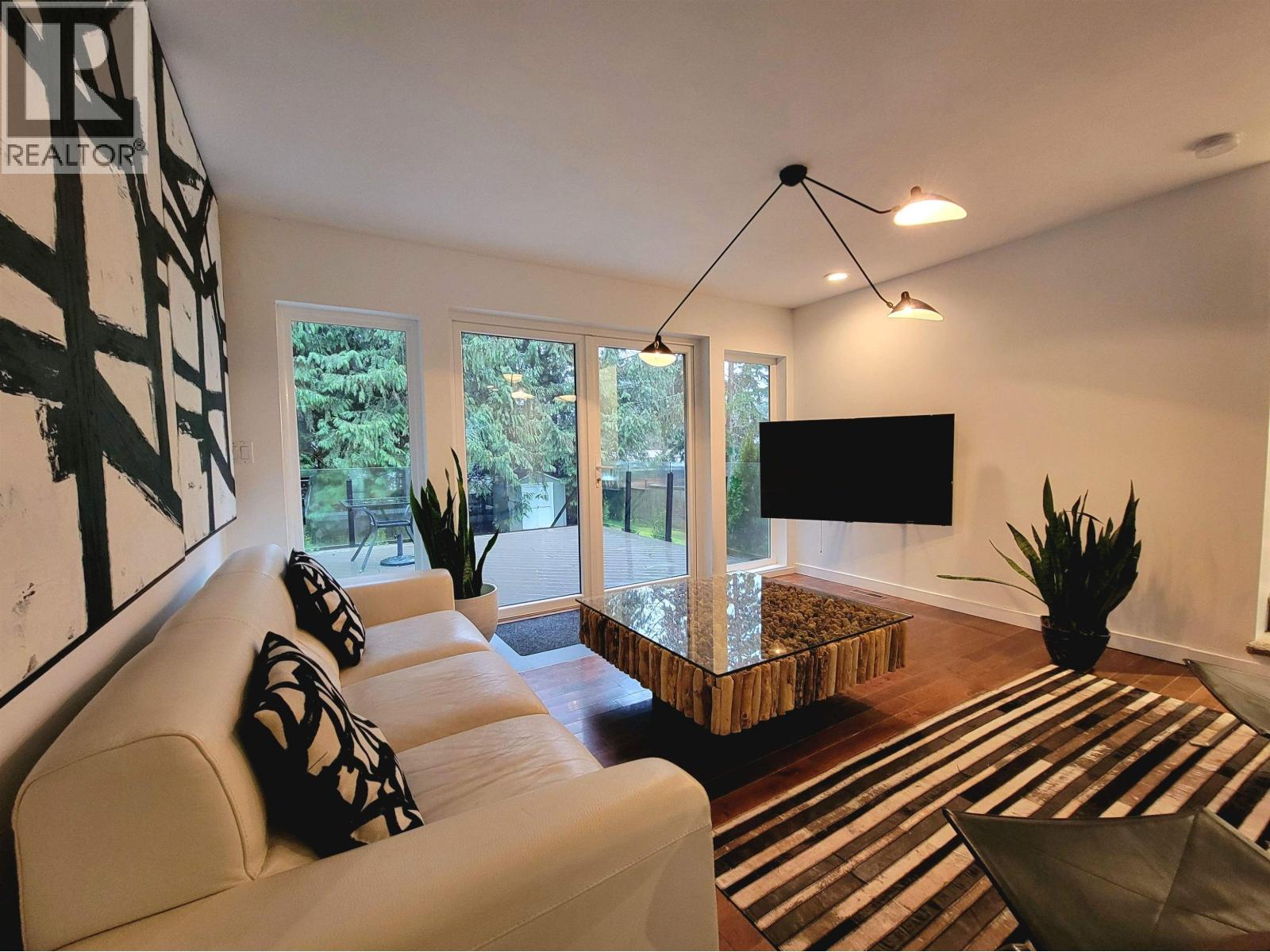 2568 THE BOULEVARD, Squamish