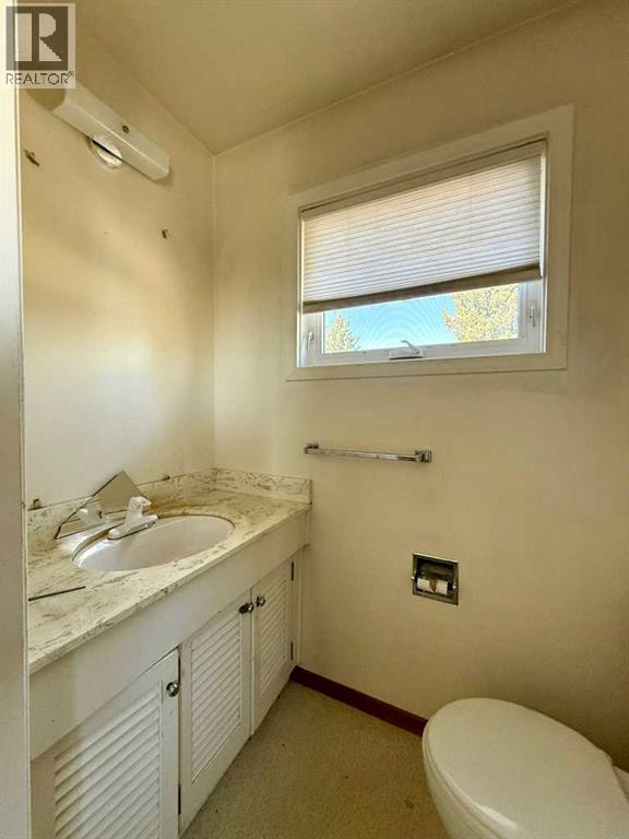 Single Family House for Sale in  Bradbury Drive SW Braeside Calgary 