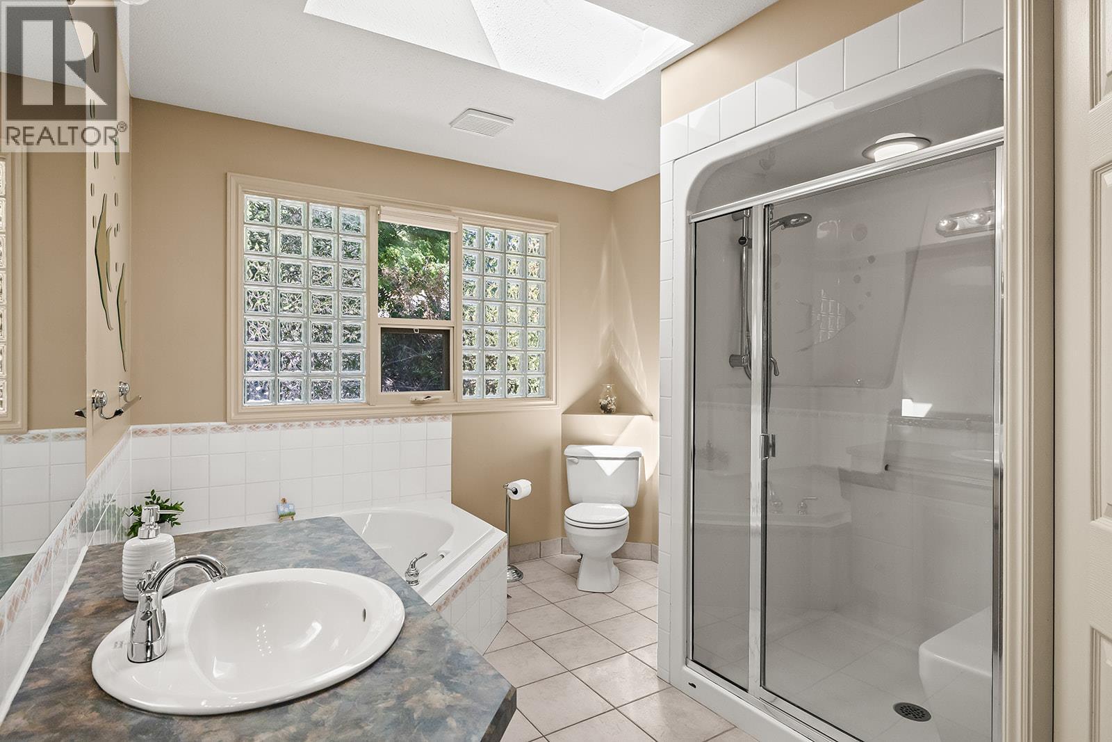  1459 Scott Crescent, West Kelowna