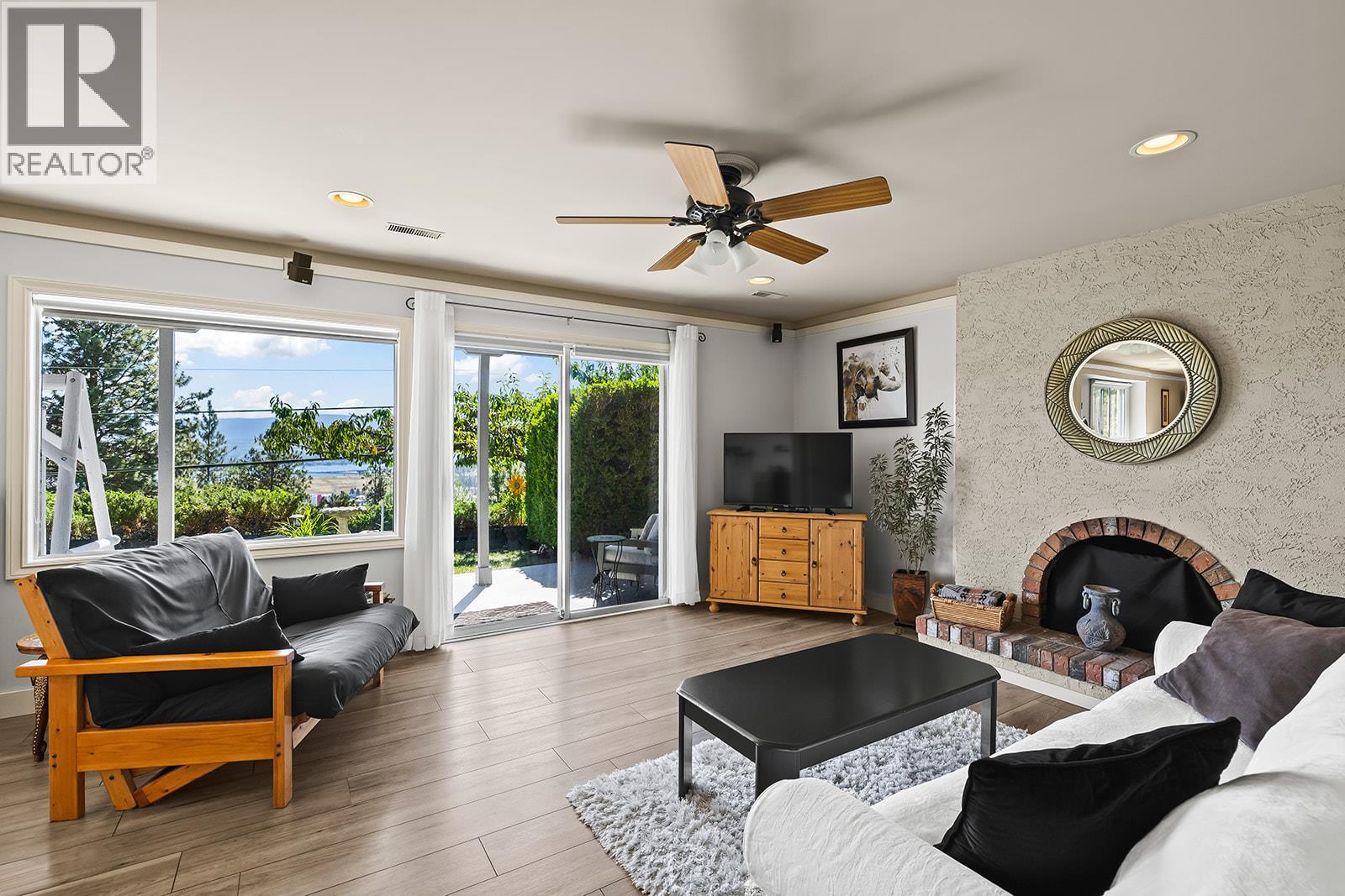  1459 Scott Crescent, West Kelowna