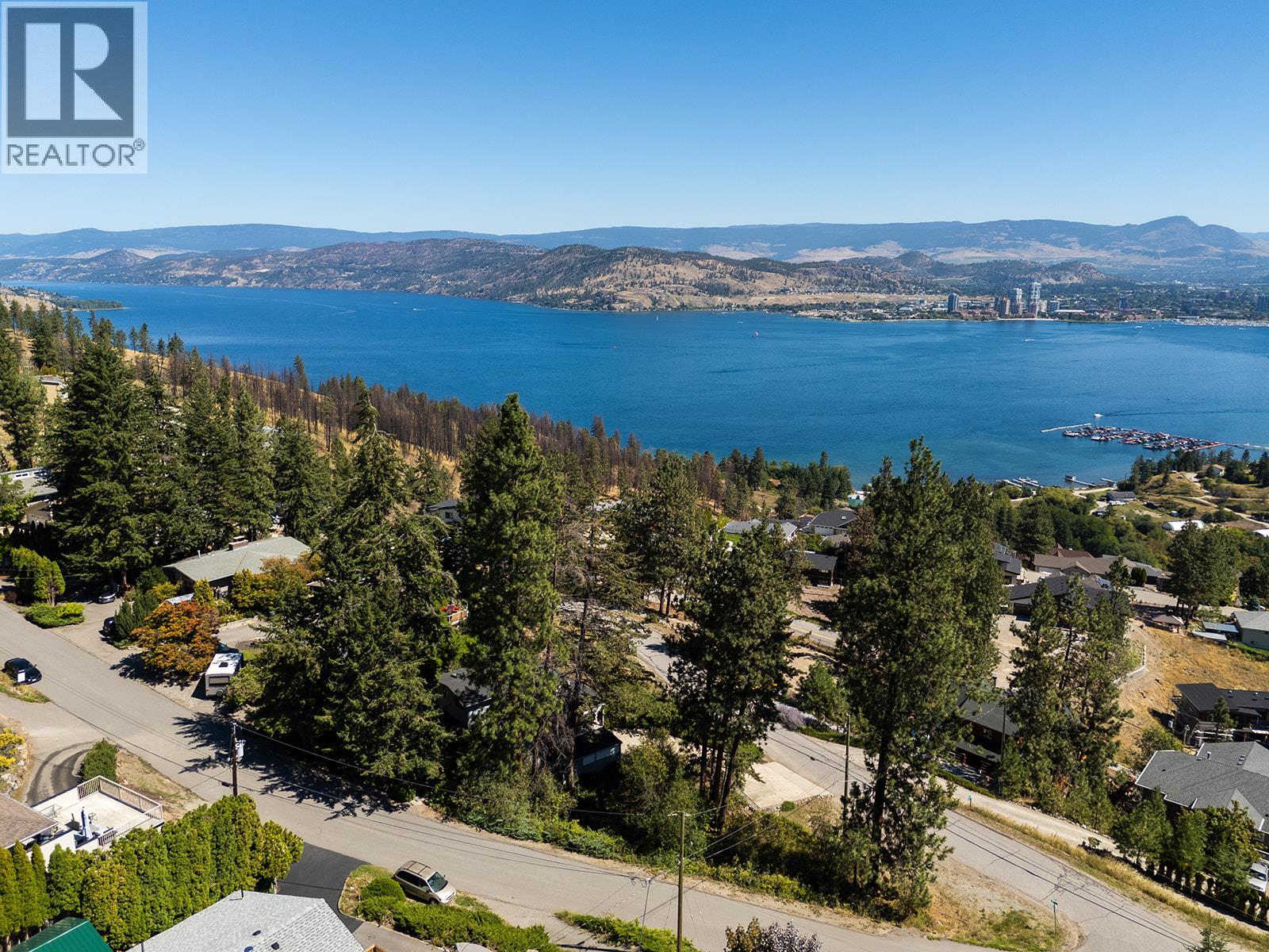  1459 Scott Crescent, West Kelowna