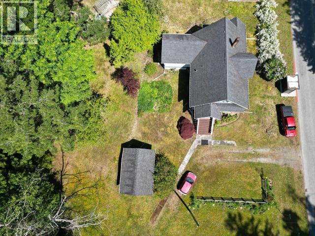 6237 LUND, Powell River