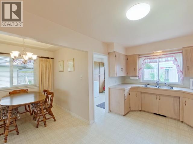 3926 MANITOBA AVE, Powell River