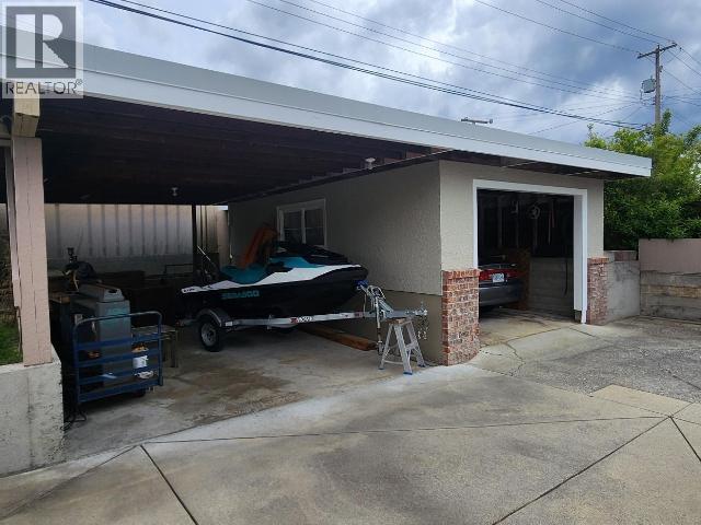 3926 MANITOBA AVE, Powell River