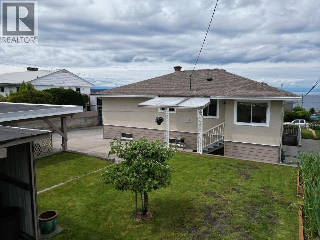 3926 MANITOBA AVE, Powell River