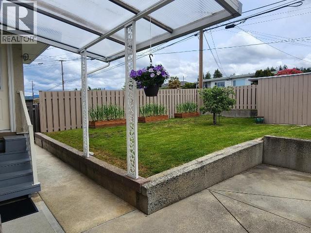 3926 MANITOBA AVE, Powell River