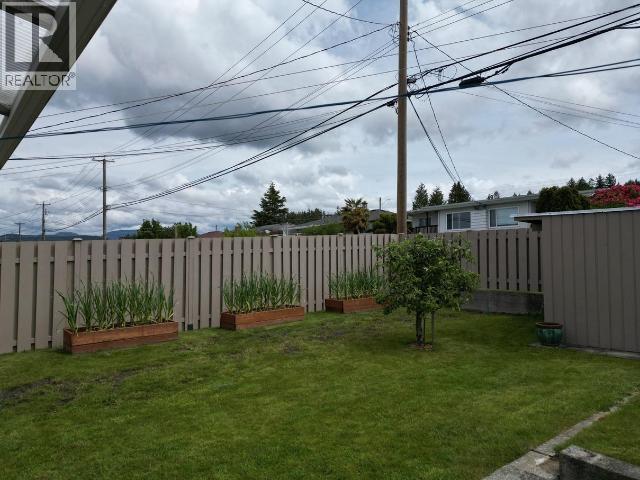 3926 MANITOBA AVE, Powell River