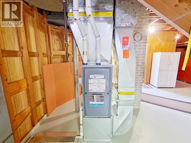 3926 MANITOBA AVE, Powell River