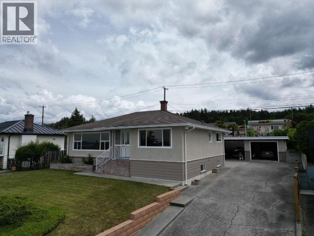 3926 MANITOBA AVE, Powell River