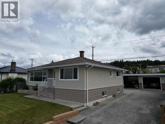 3926 MANITOBA AVE, Powell River