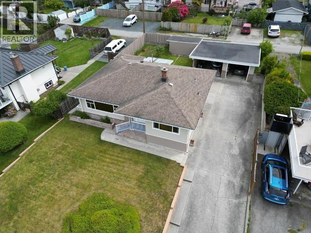 3926 MANITOBA AVE, Powell River