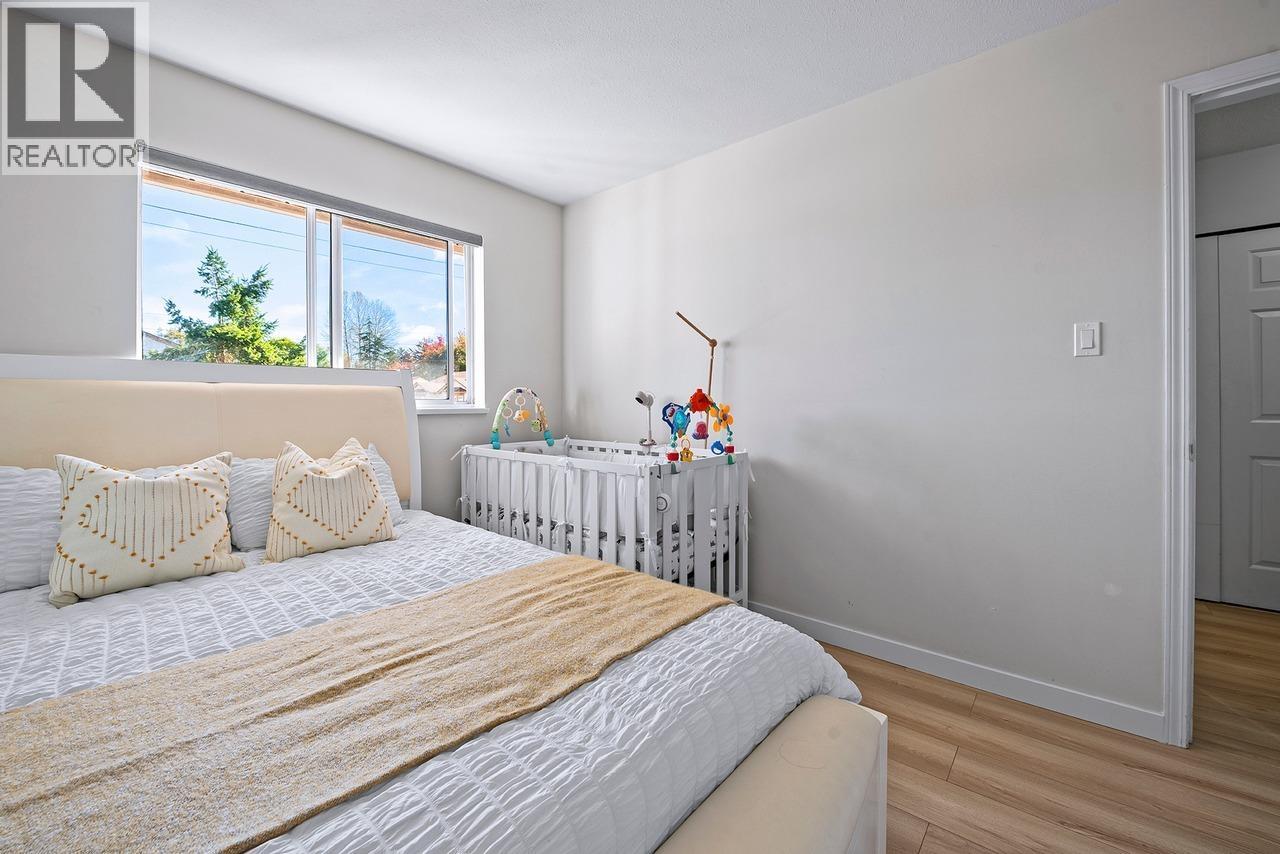 #1-7231 MOFFATT Road, Richmond