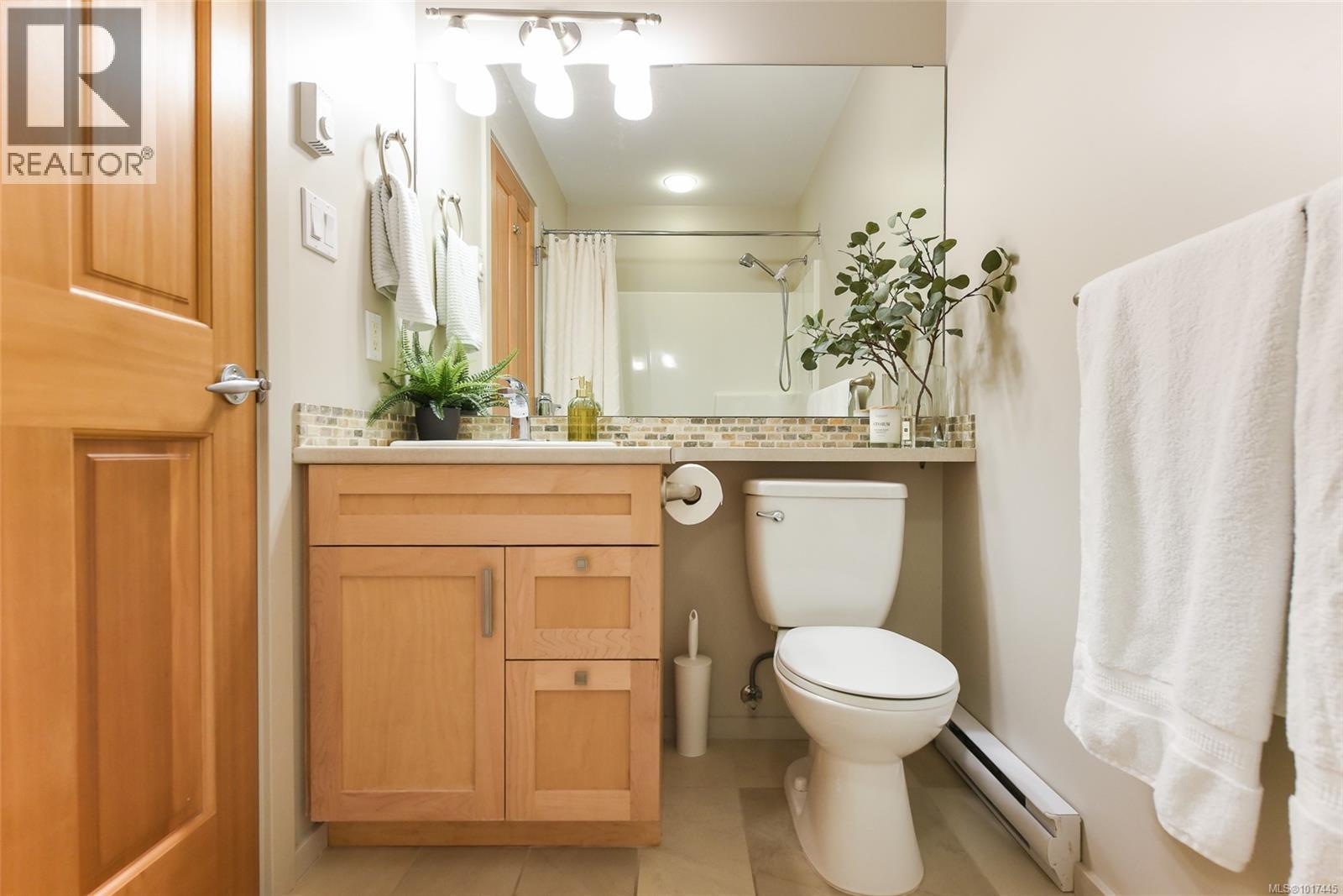 142 2300 Mansfield Dr, Courtenay