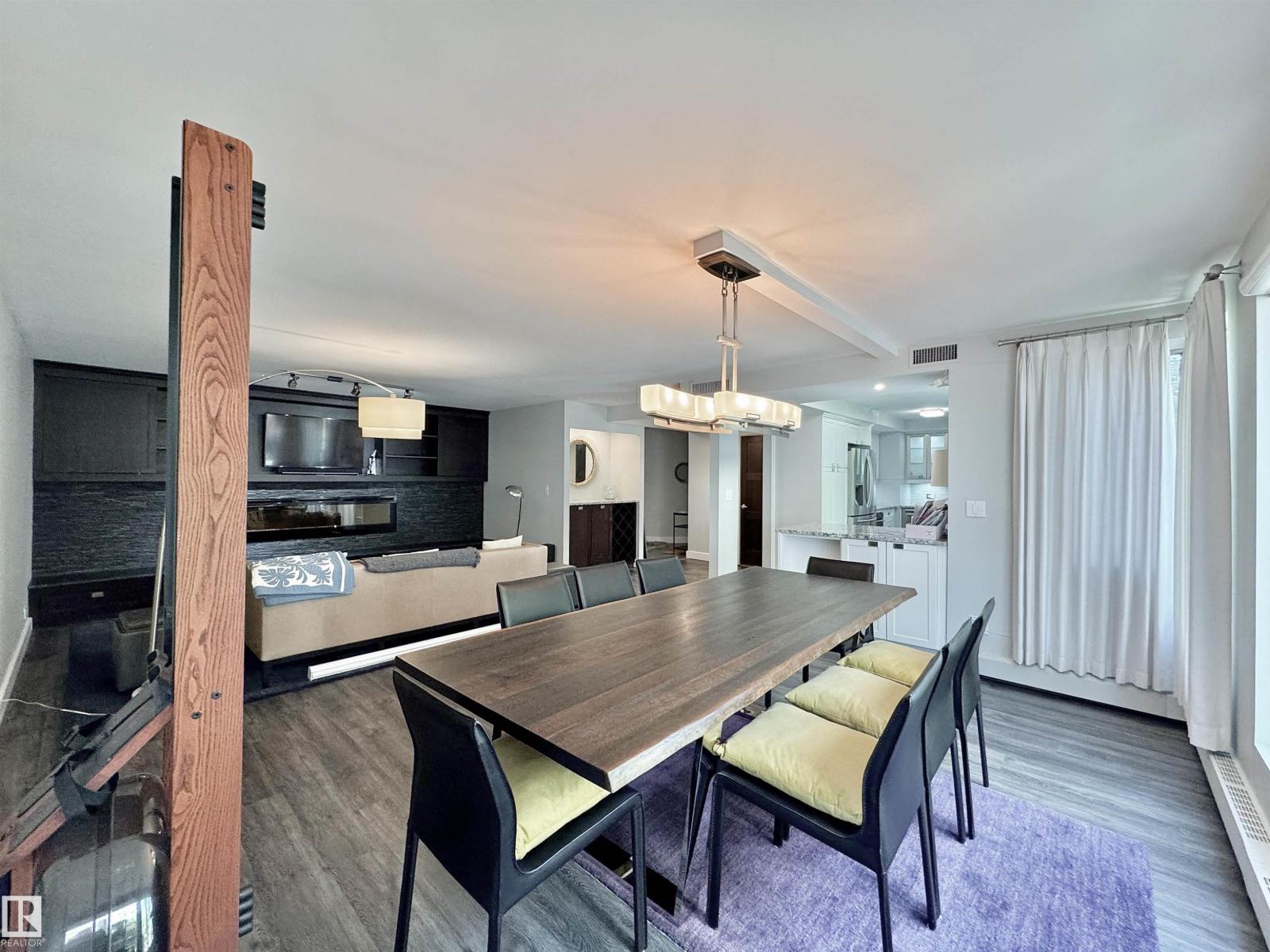 #201 10010 119 ST NW NW, Edmonton