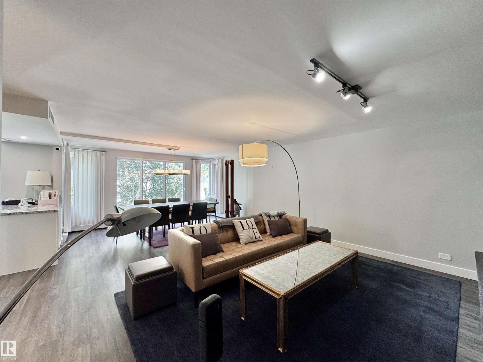 #201 10010 119 ST NW NW, Edmonton