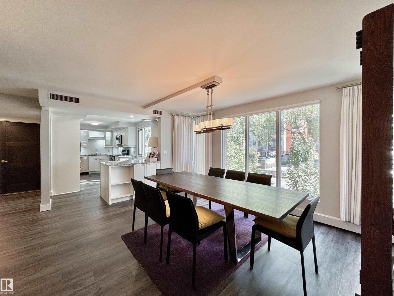 #201 10010 119 ST NW NW, Edmonton