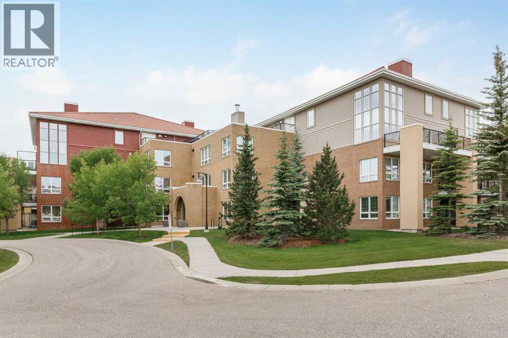 Single Family House Multi-level for Sale in   Tuscany Boulevard NW Tuscany Calgary 