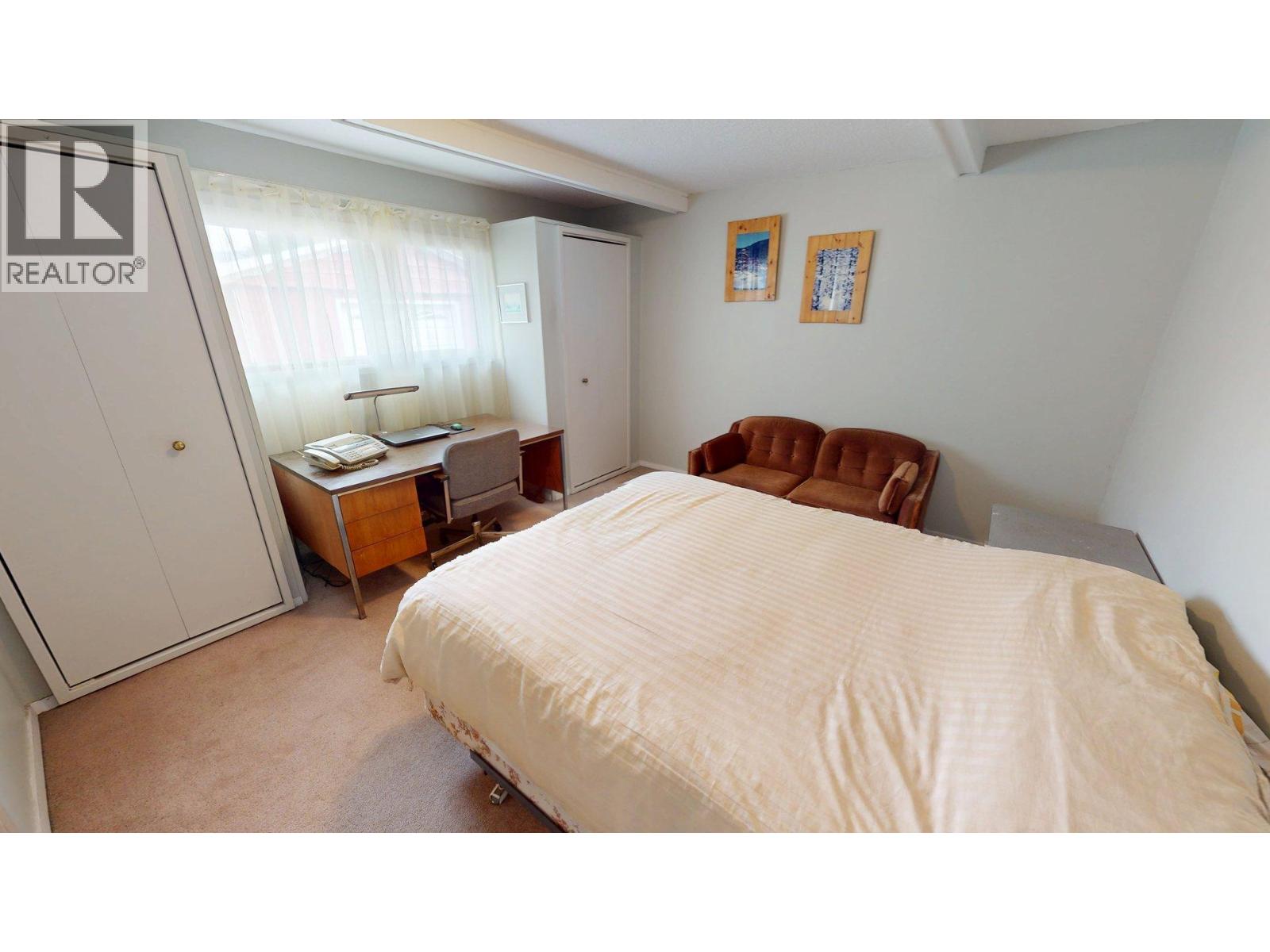 339 Birch Street, Chase