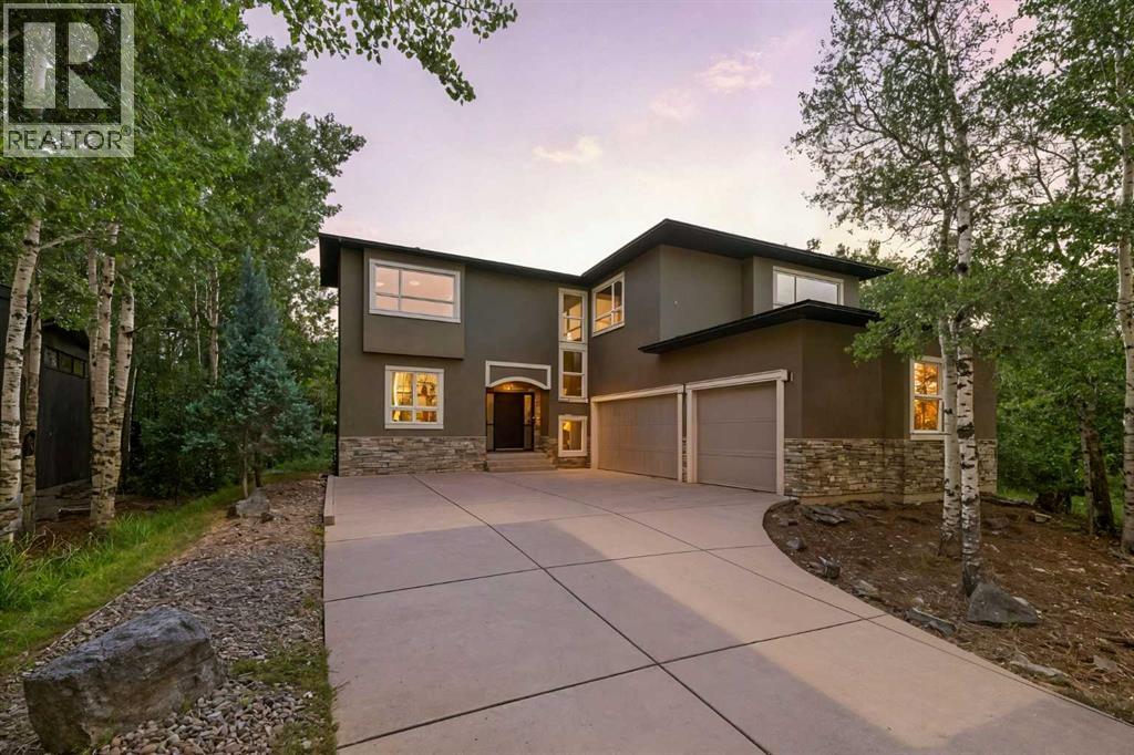 Single Family House for Sale in  Posthill Drive SW Springbank Hill Calgary 