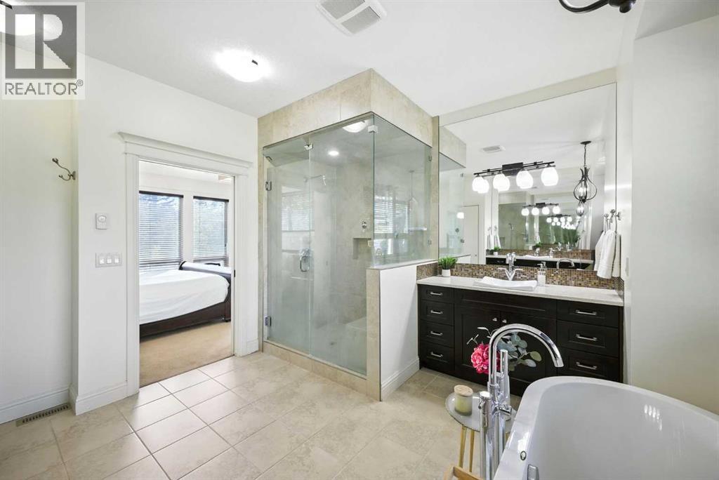 Single Family House for Sale in  Posthill Drive SW Springbank Hill Calgary 