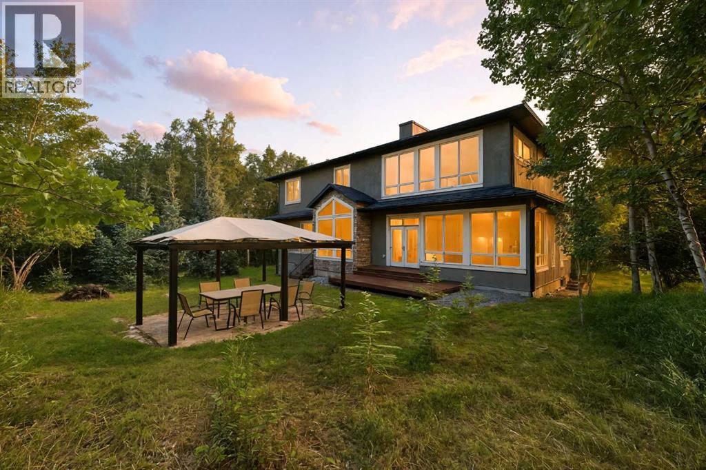 Single Family House for Sale in  Posthill Drive SW Springbank Hill Calgary 